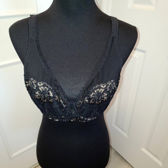 Y2K Barely Breezies Lace nylon underwire bra, size 38C - Picture 2 of 12